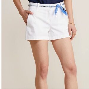 Vineyard Vines White Shorts